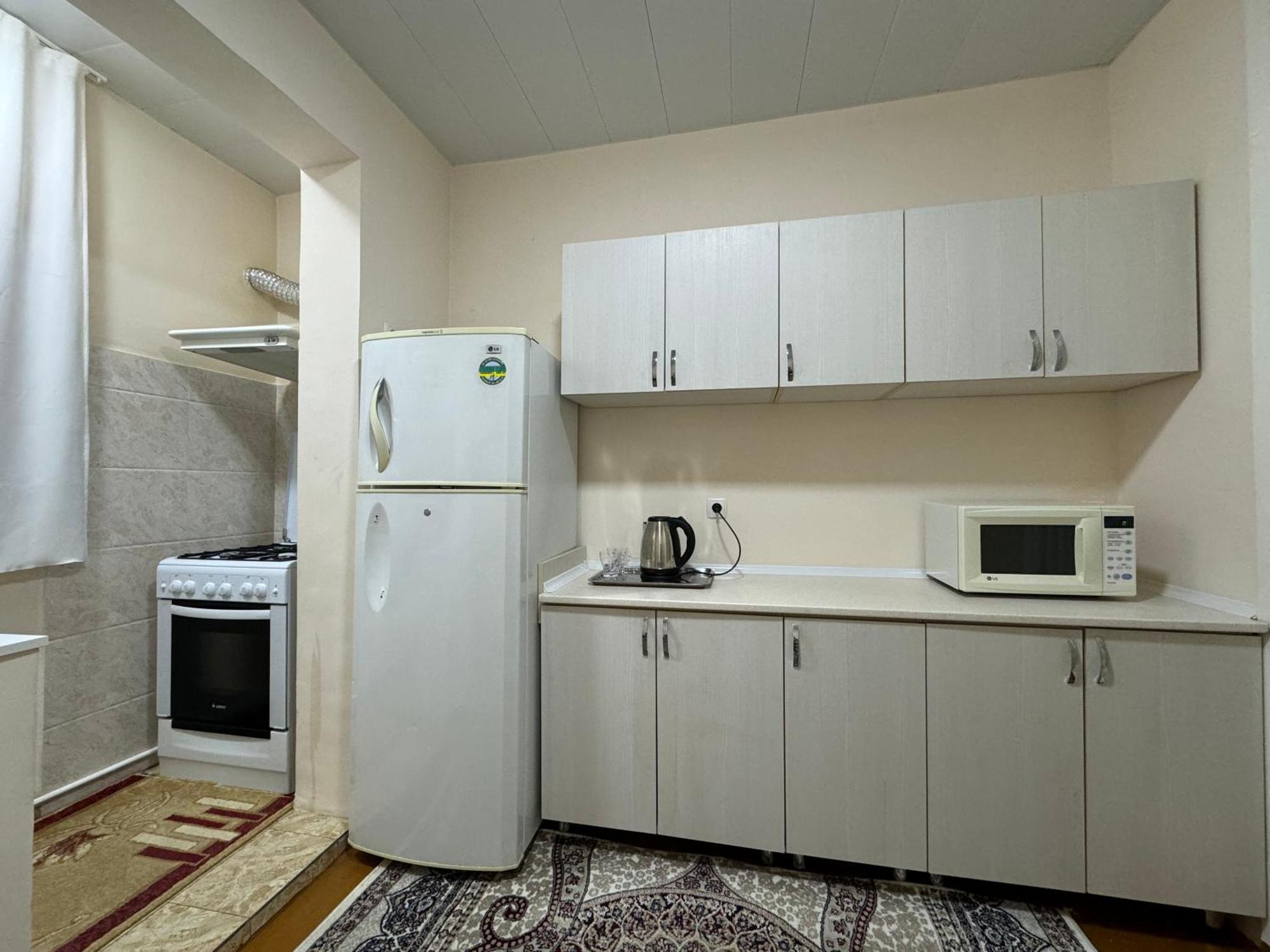 Yunusabad 7 Американский Посольство Tashkent Exterior photo